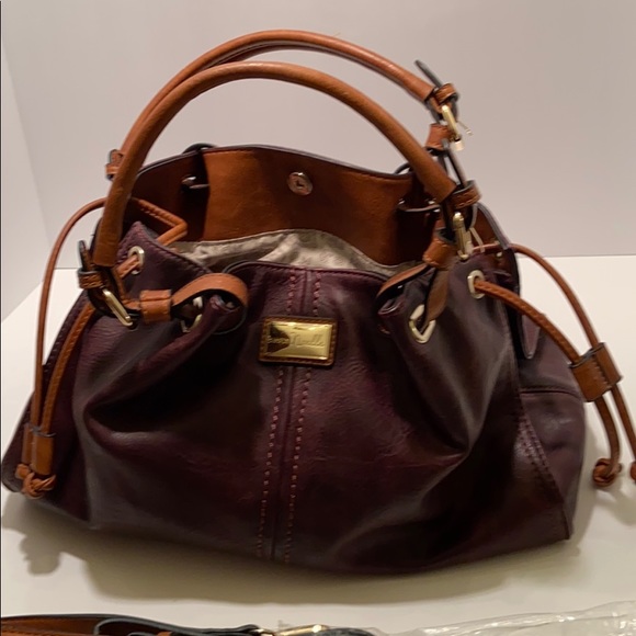 Simply Noelle Handbags - Simply Noelle burgundy shoulder bag/mini tote